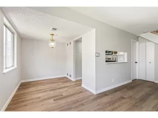 Photo #3: 6917685 Listing 