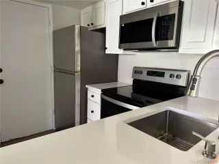 Photo #4: 6917685 Listing 