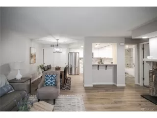 Photo #2: 6921051 Listing 