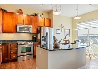 Photo #5: 6921248 Listing