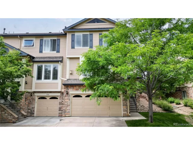 MLS: 6923014 Condo For Sale