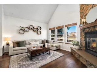 Photo #5: 6923847 Listing