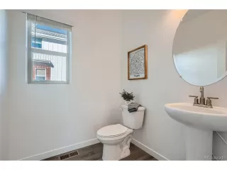 Photo #4: 6924246 Listing