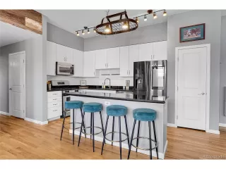 Photo #3: 6925050 Listing