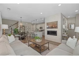 Photo #5: 6926186 Listing 