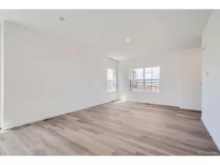 Photo #4: 6928764 Listing 