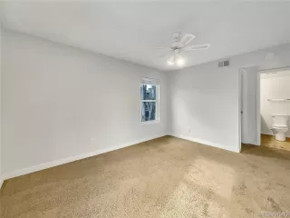 Photo #4: 6930679 Listing 