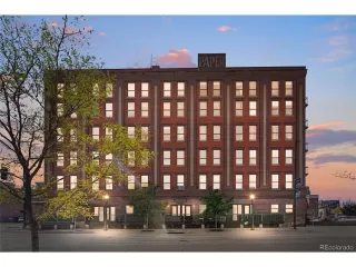 Browse active condo listings in ZI LOFTS