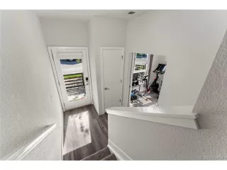 Photo #3: 6932137 Listing