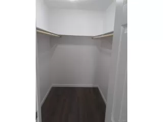 Photo #4: 6933611 Listing