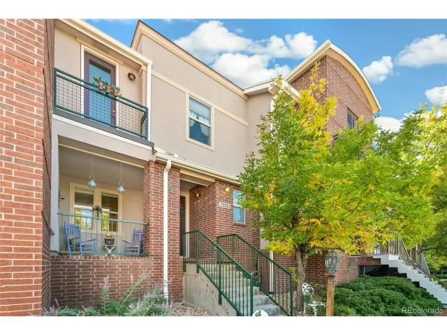 MLS: 6933844 Condo For Sale