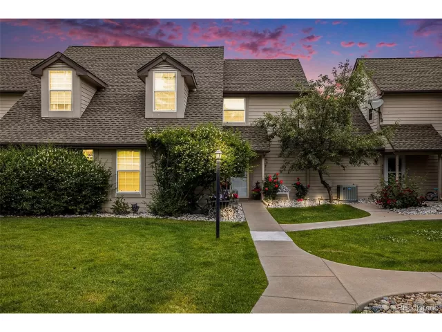 MLS: 6936418 Condo For Sale