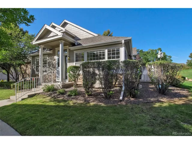 MLS: 6938489 Condo For Sale