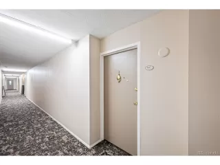 Photo #2: 6940002 Listing