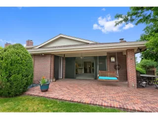 Photo #2: 6940485 Listing 