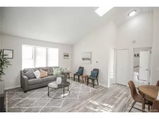 Photo #2: 6941722 Listing