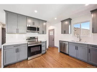 Photo #5: 6942303 Listing