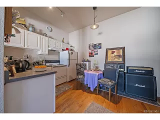 Photo #2: 6944398 Listing