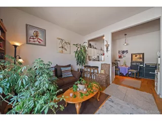 Photo #5: 6944398 Listing