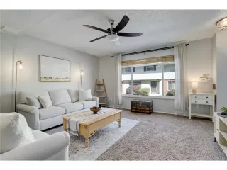 Photo #6: 6947897 Listing