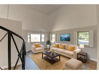 Photo #2: 6948988 Listing 