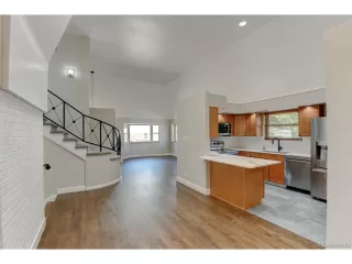 Photo #6: 6948988 Listing 