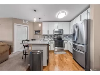 Photo #4: 6949658 Listing