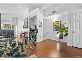 Photo #3: 6953743 Listing