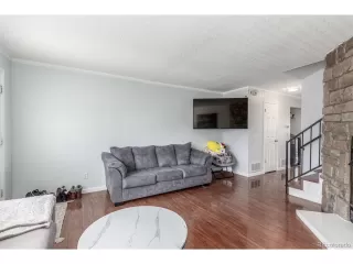 Photo #2: 6954410 Listing