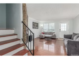 Photo #4: 6954410 Listing