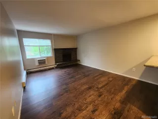 Photo #4: 6955649 Listing