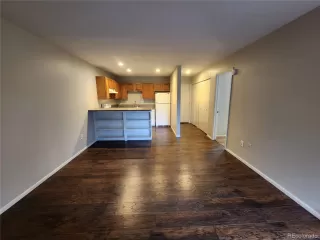 Photo #6: 6955649 Listing