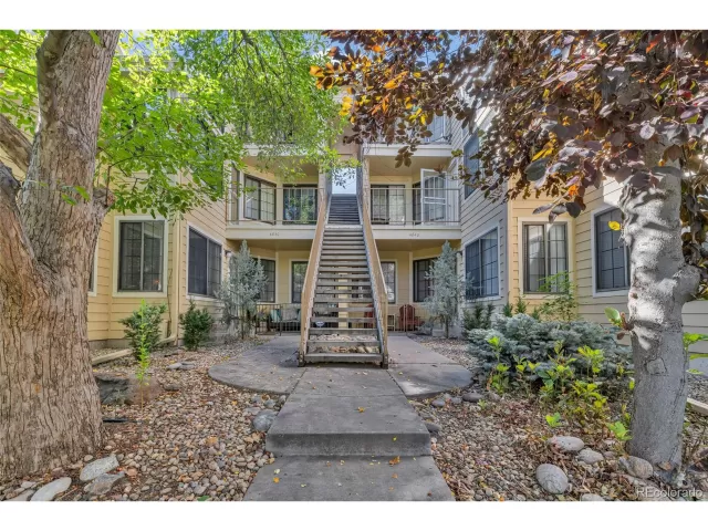 MLS: 6955655 Condo For Sale