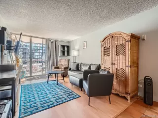 Photo #4: 6956689 Listing