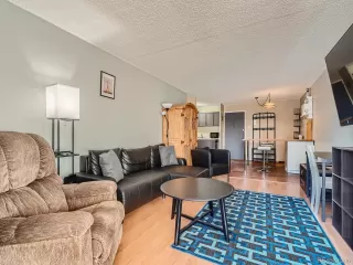 Photo #6: 6956689 Listing