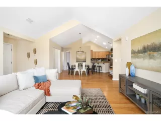 Photo #6: 6958734 Listing