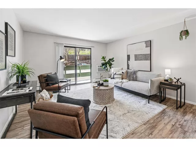 MLS: 6960315 Condo For Sale