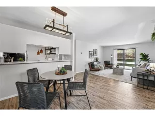 Photo #4: 6960315 Listing