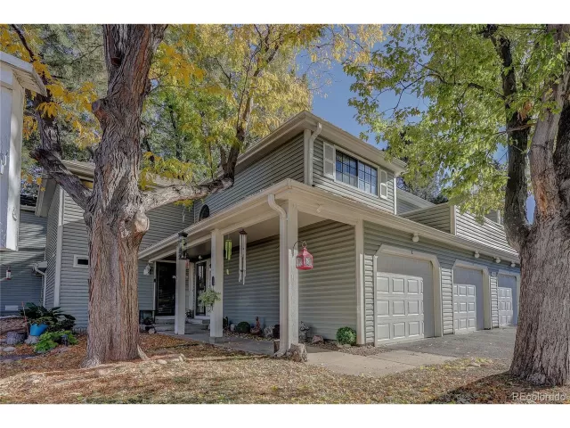 MLS: 6961403 Condo For Sale