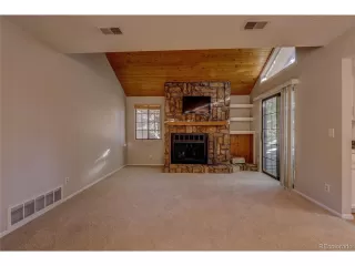 Photo #4: 6961403 Listing 