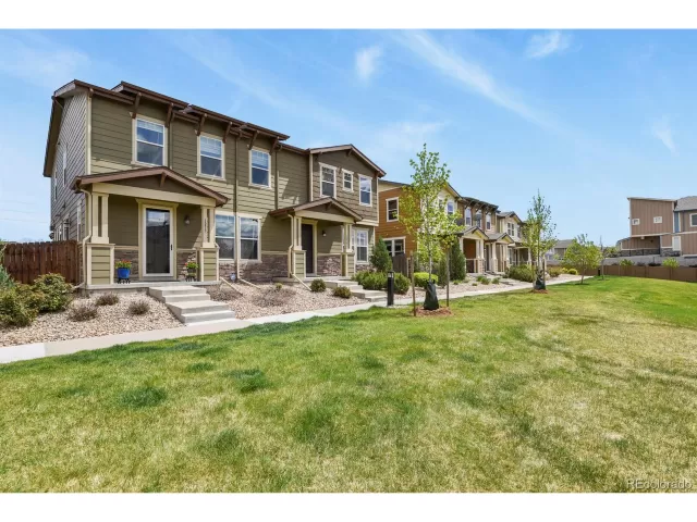 MLS: 6963565 Condo For Sale