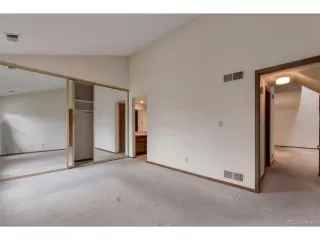 Photo #5: 6963752 Listing 