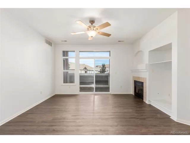 MLS: 6967822 Condo For Sale