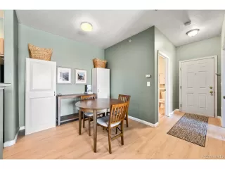 Photo #5: 6967860 Listing