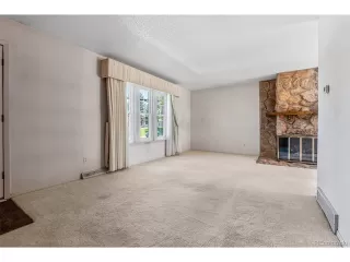 Photo #5: 6967954 Listing