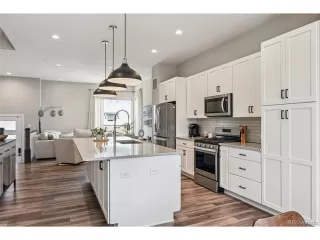 Photo #4: 6968187 Listing 