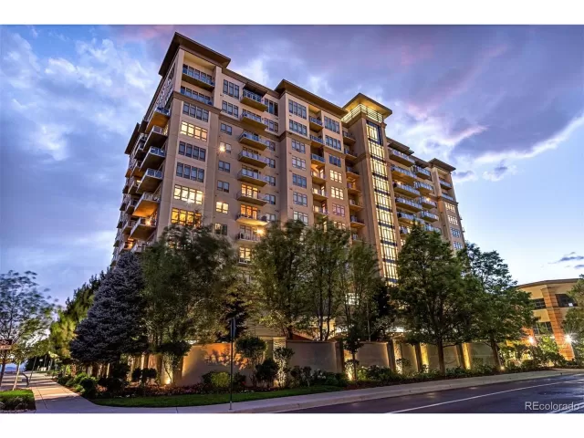 MLS: 6968592 Condo For Sale