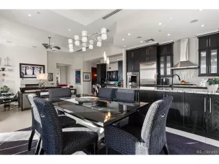 Photo #6: 6968592 Listing