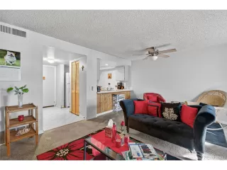 Photo #6: 6971890 Listing