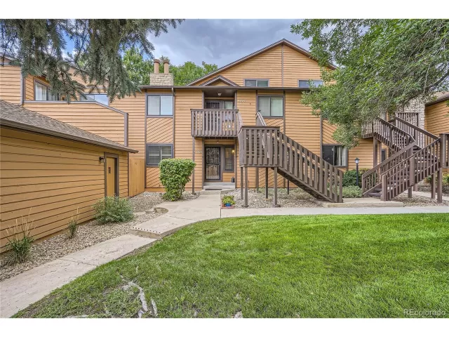 MLS: 6973898 Condo For Sale